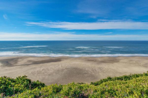 Отель Sea Castle BeachFront Getaway  Линкольн Бич